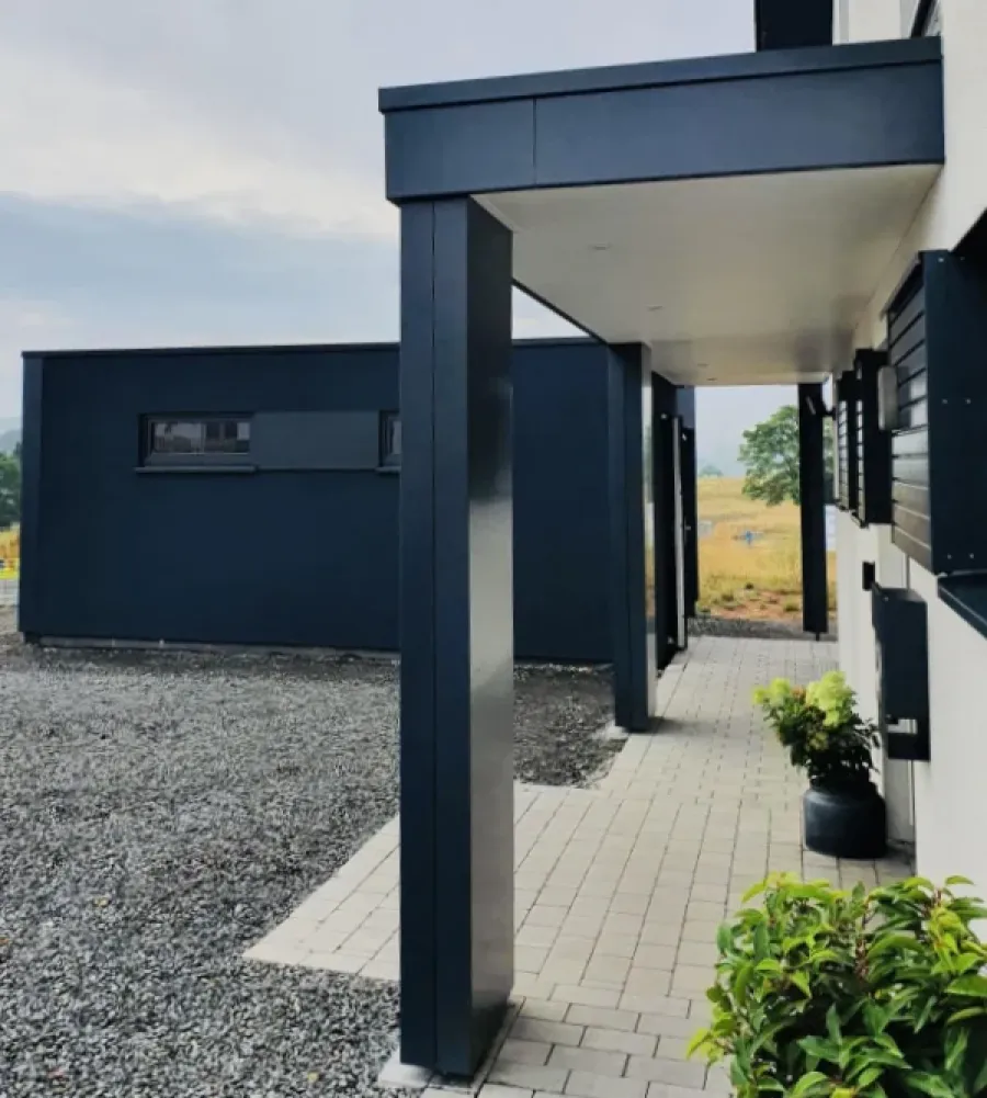 Garage mit Überdachung